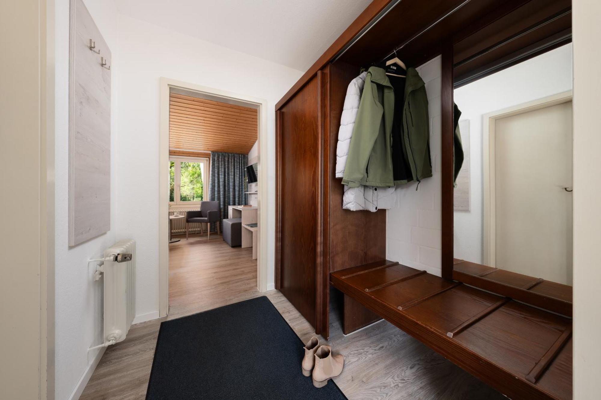 Zur Rennbahn Hotel Drage  Buitenkant foto